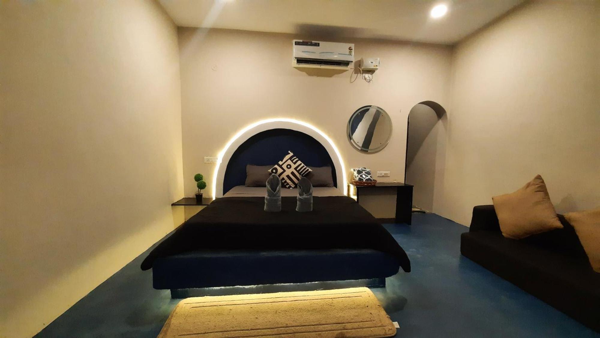 Gokarna Beach Stays By Tune Of Ocean Room photo