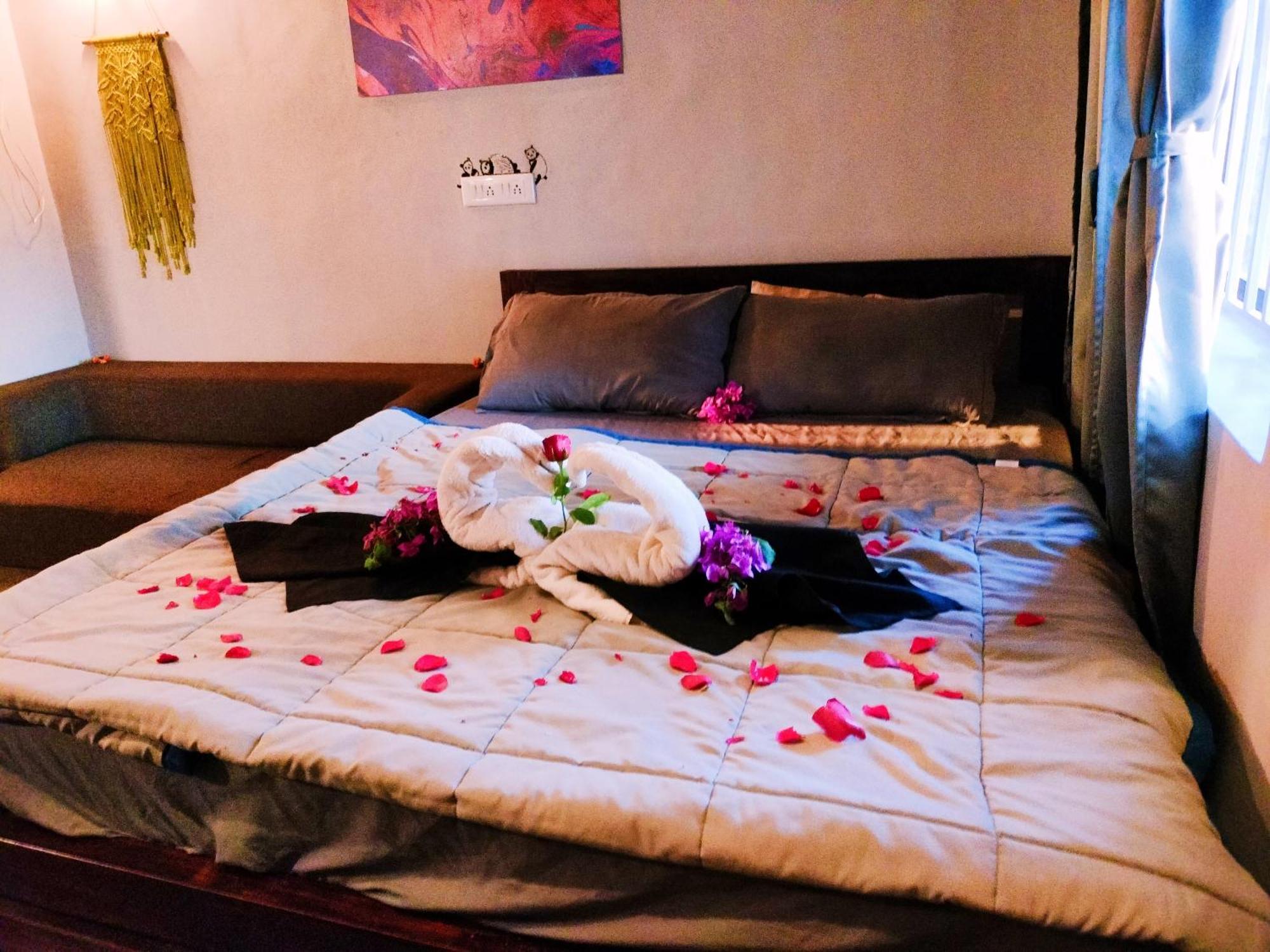 Gokarna Beach Stays By Tune Of Ocean Exterior photo