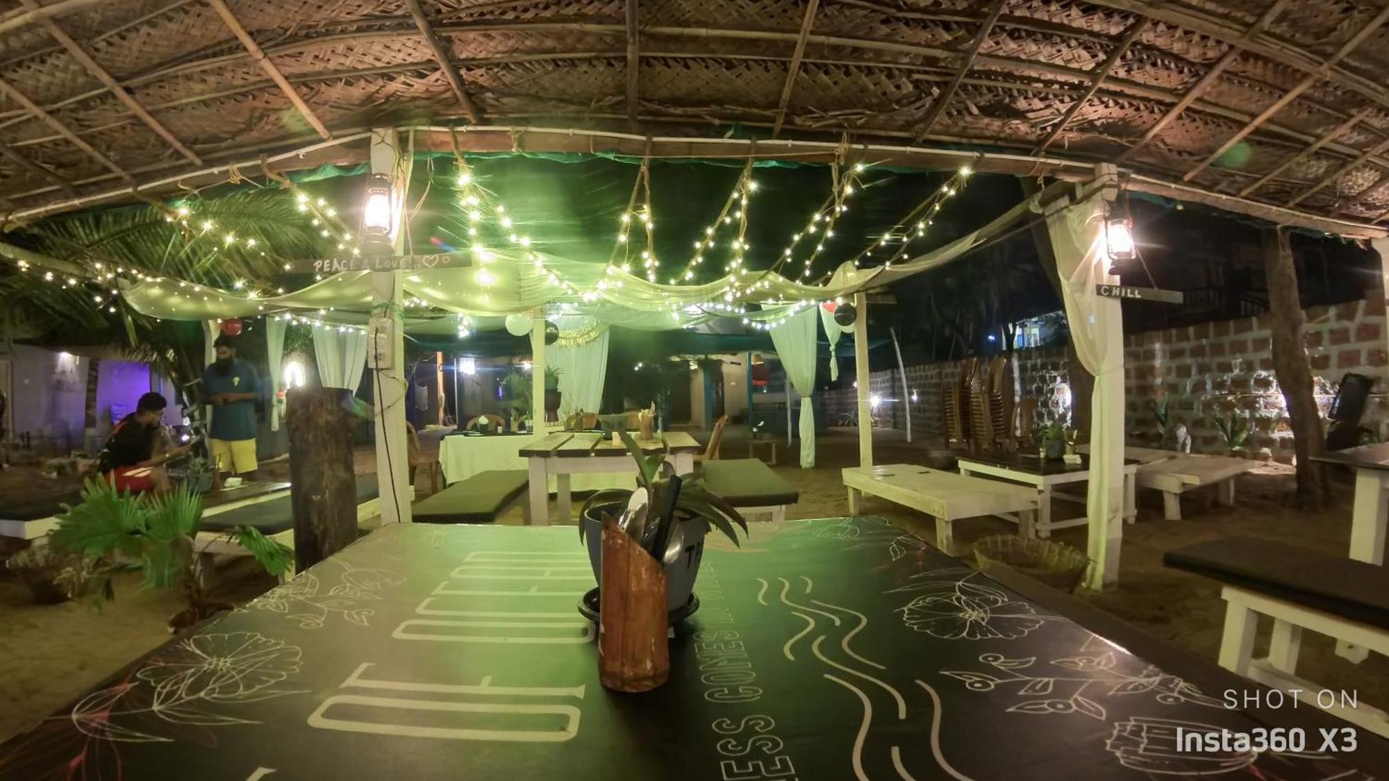 Gokarna Beach Stays By Tune Of Ocean Exterior photo